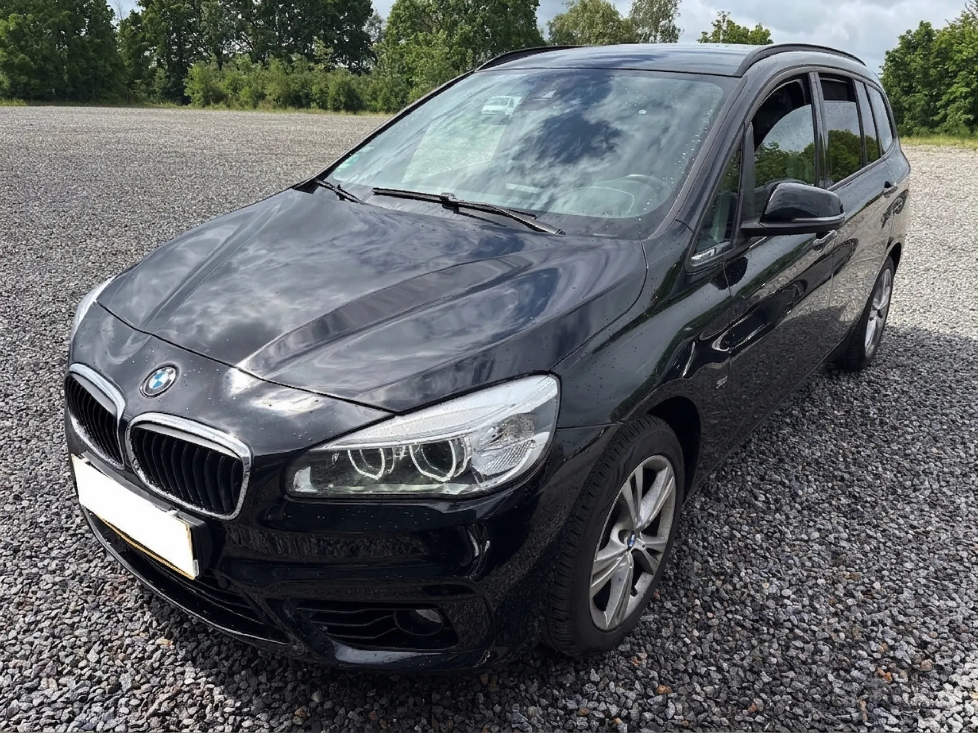 BMW 218d F45