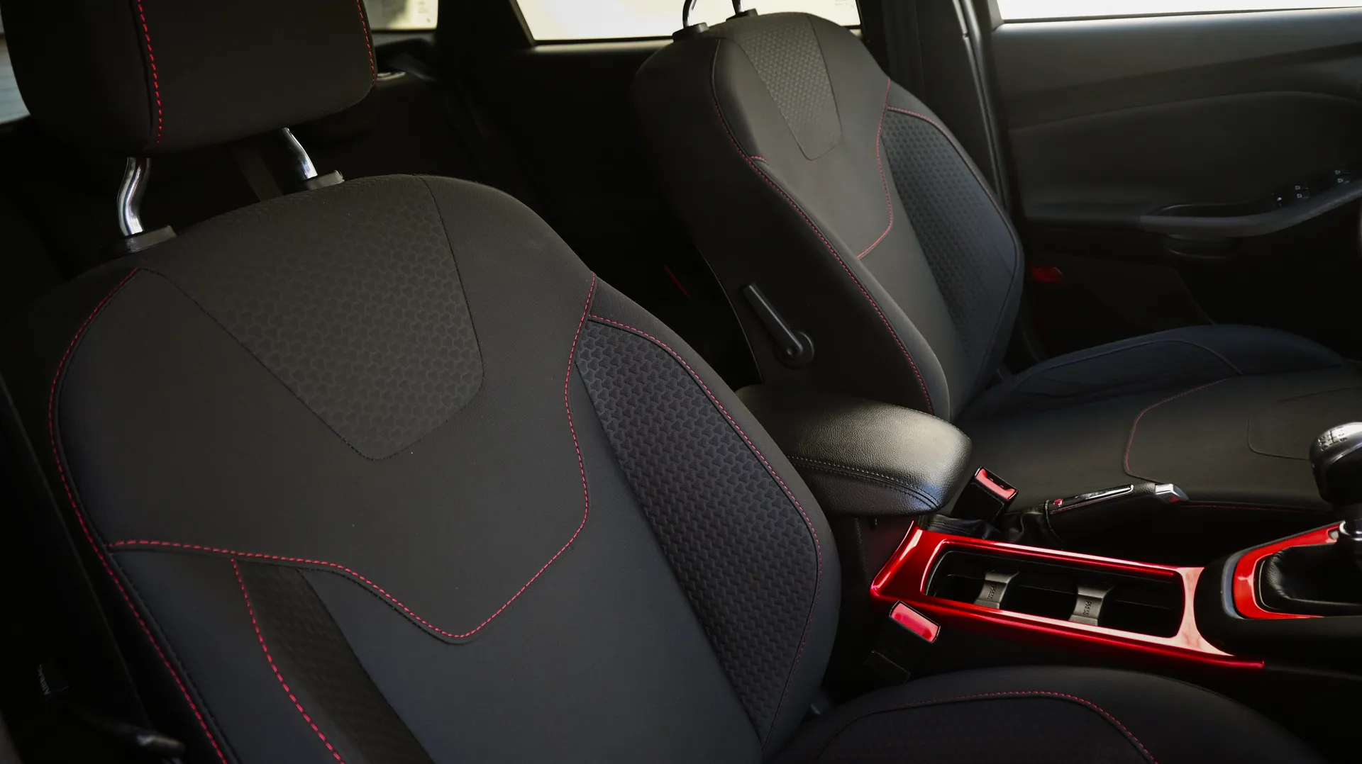 Ford Focus ST-Line - zdjęcie 33 | AUTOTOJA.PL