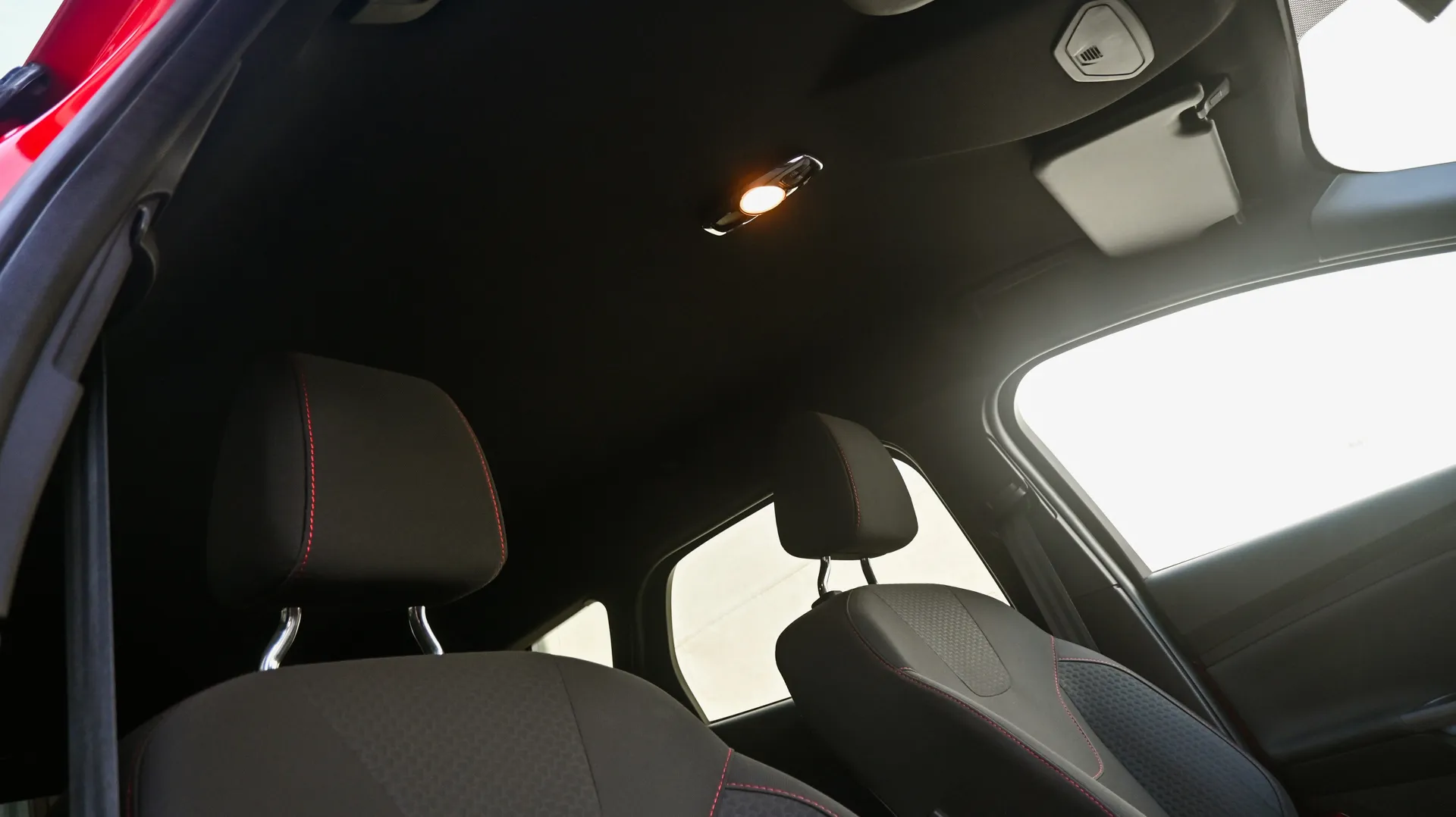 Ford Focus ST-Line - zdjęcie 34 | AUTOTOJA.PL