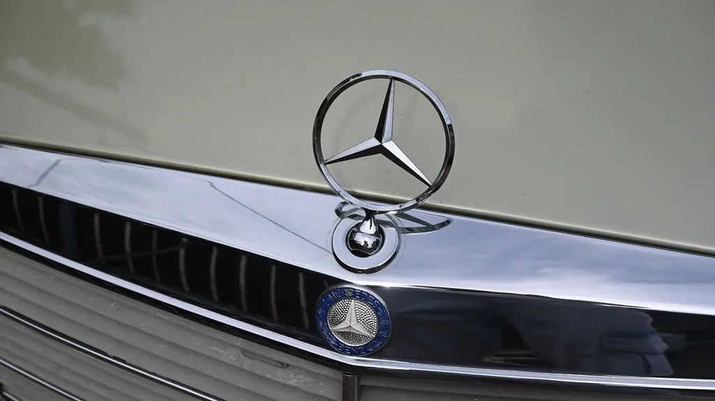 Mercedes-Benz W123 2.0 PB Pełna historia, Prawdziwy Klasyk 1983 na sprzedaż - galeria zdjęć, zdjęcie 10 | AUTOTOJA Kraków
