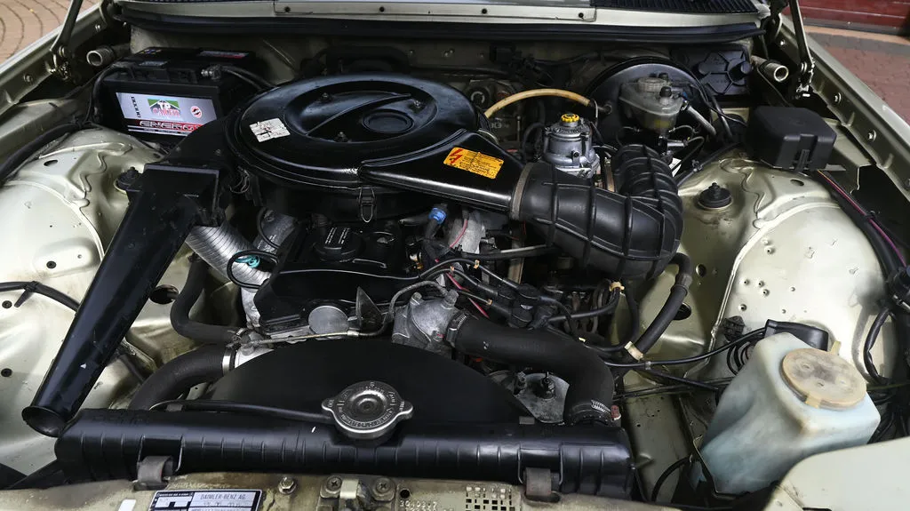 Mercedes-Benz W123 2.0 PB Pełna historia, Prawdziwy Klasyk 1983 na sprzedaż - galeria zdjęć, zdjęcie 16 | AUTOTOJA Kraków