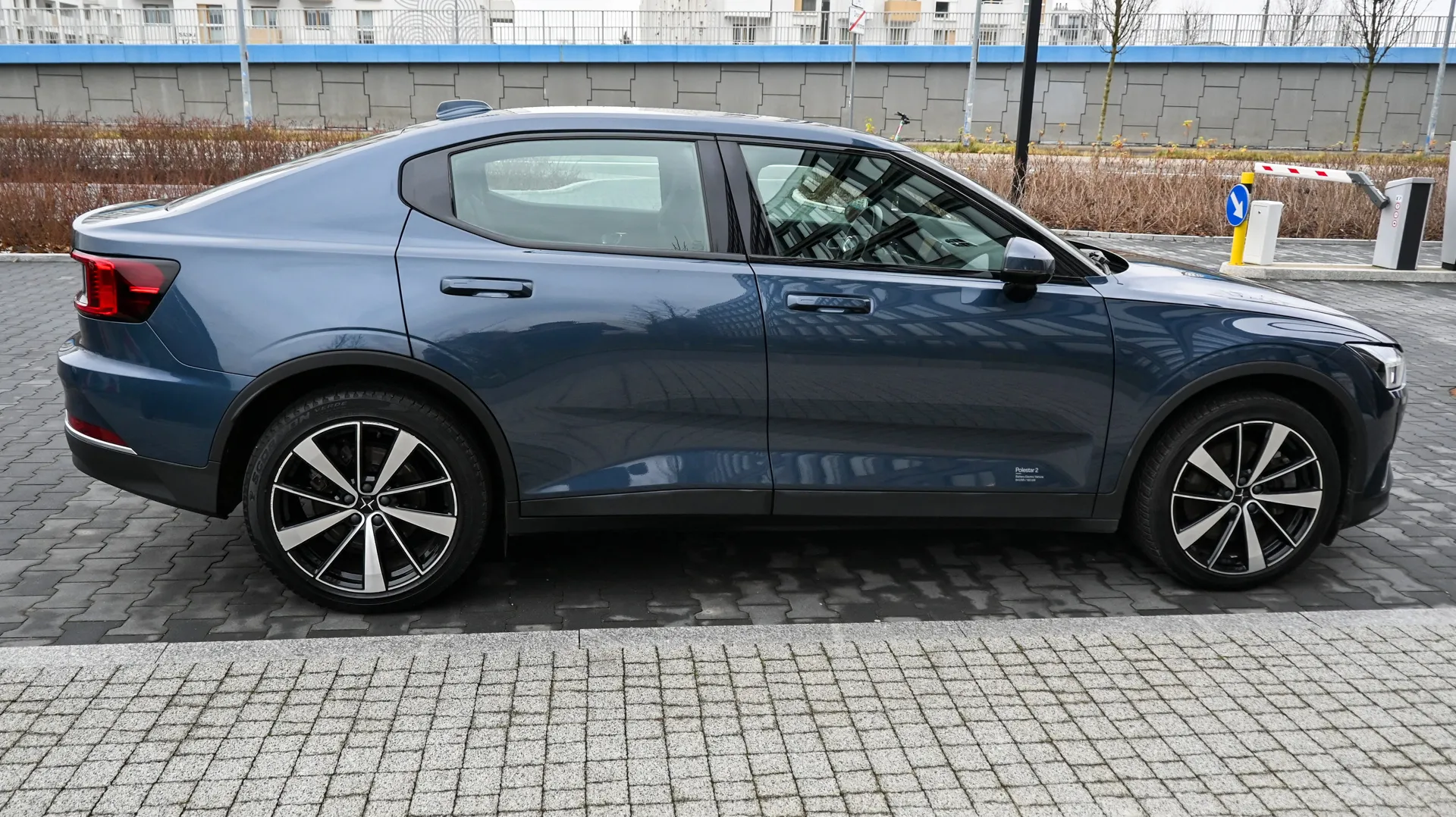 Polestar 2 SR 64kW - zdjęcie 7 | AUTOTOJA.PL