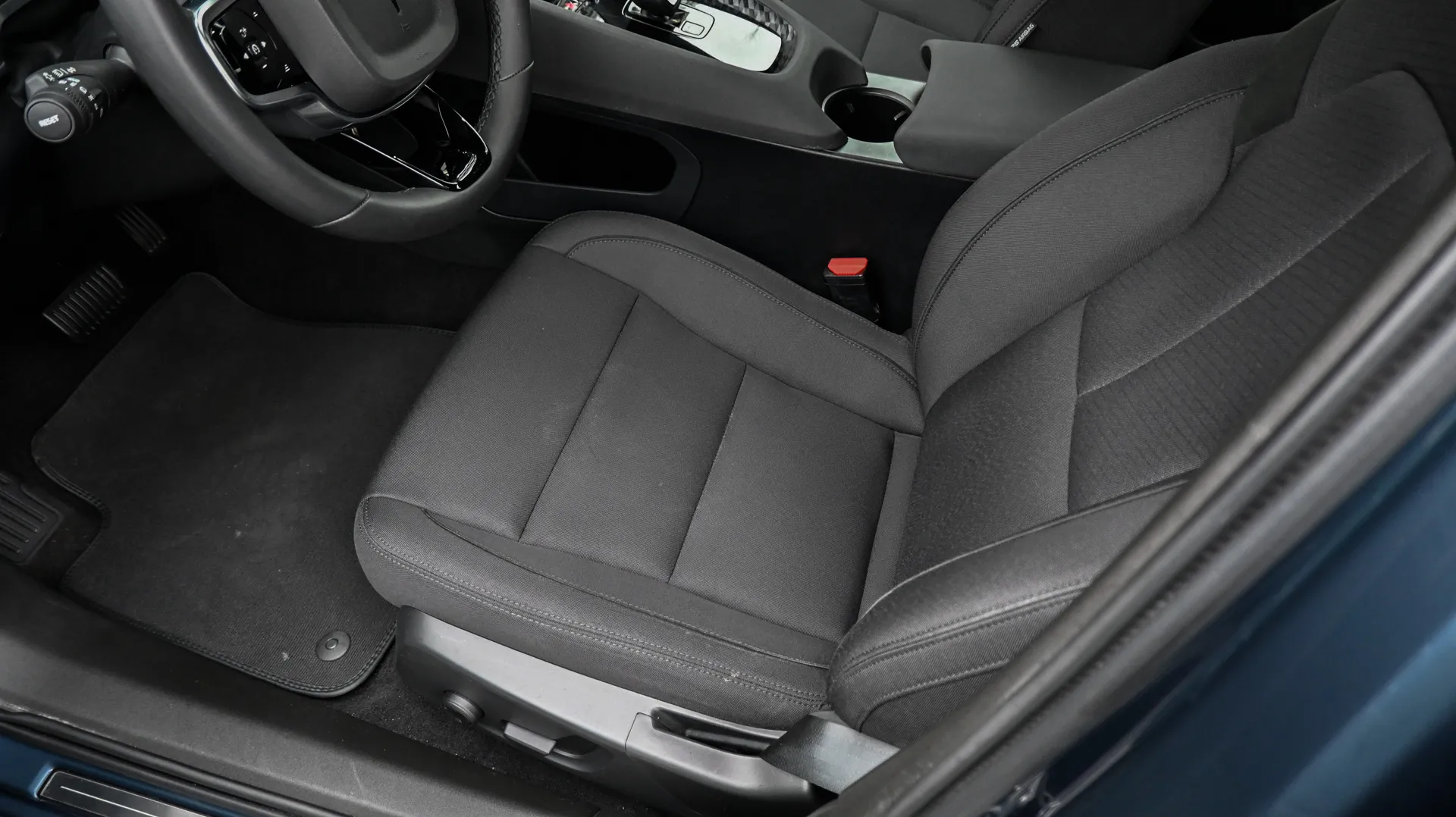 Polestar 2 SR 64kW - zdjęcie 21 | AUTOTOJA.PL