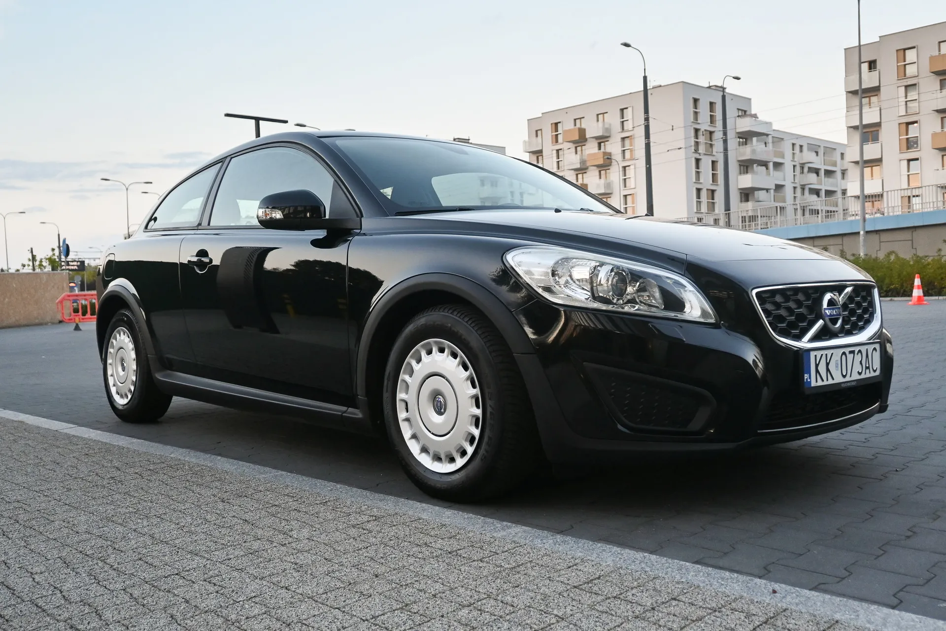 Volvo C30 D2 1.6D 115KM 2011 na sprzedaż - fotele i przestrzeń pasażerska · Kraków