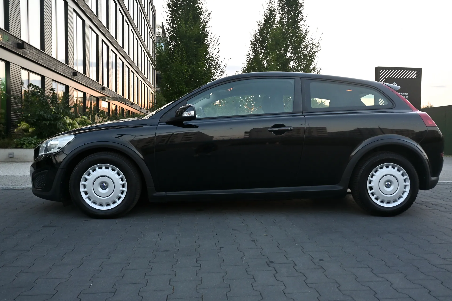 Volvo C30 D2 1.6D 115KM 2011 na sprzedaż - galeria zdjęć, zdjęcie 7 | AUTOTOJA Kraków
