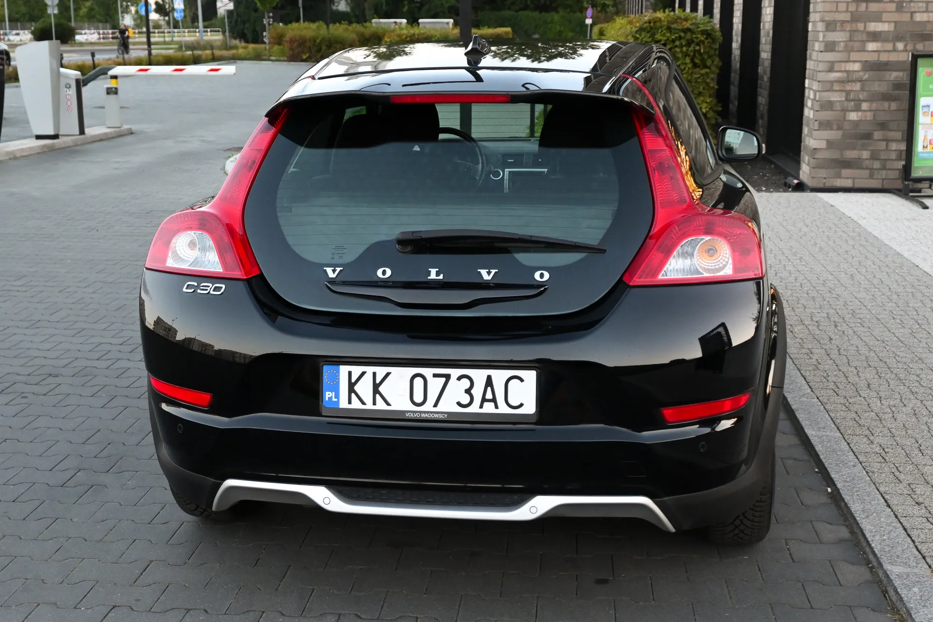 Volvo C30 D2 1.6D 115KM 2011 na sprzedaż - galeria zdjęć, zdjęcie 10 | AUTOTOJA Kraków