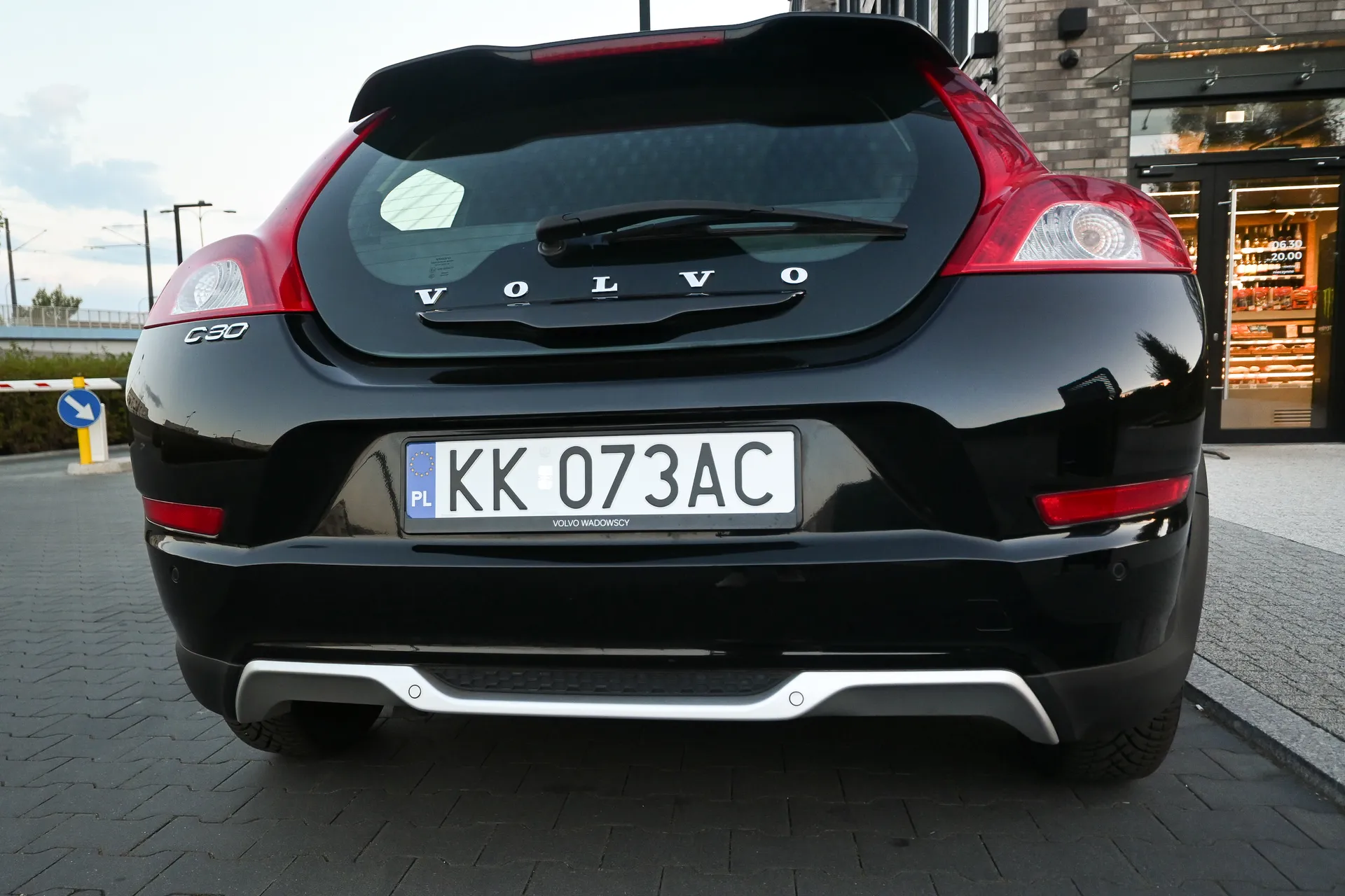Volvo C30 D2 1.6D 115KM 2011 na sprzedaż - galeria zdjęć, zdjęcie 20 | AUTOTOJA Kraków