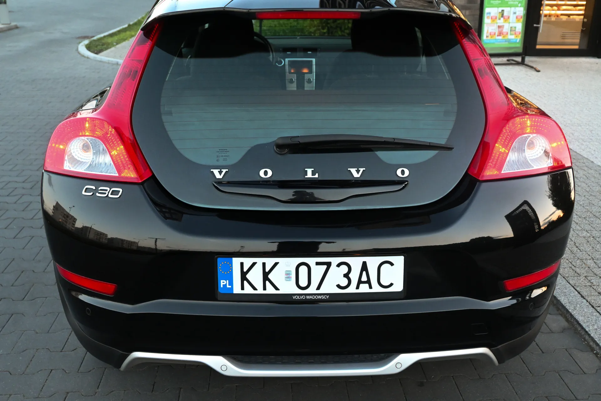 Volvo C30 D2 1.6D 115KM 2011 na sprzedaż - galeria zdjęć, zdjęcie 21 | AUTOTOJA Kraków