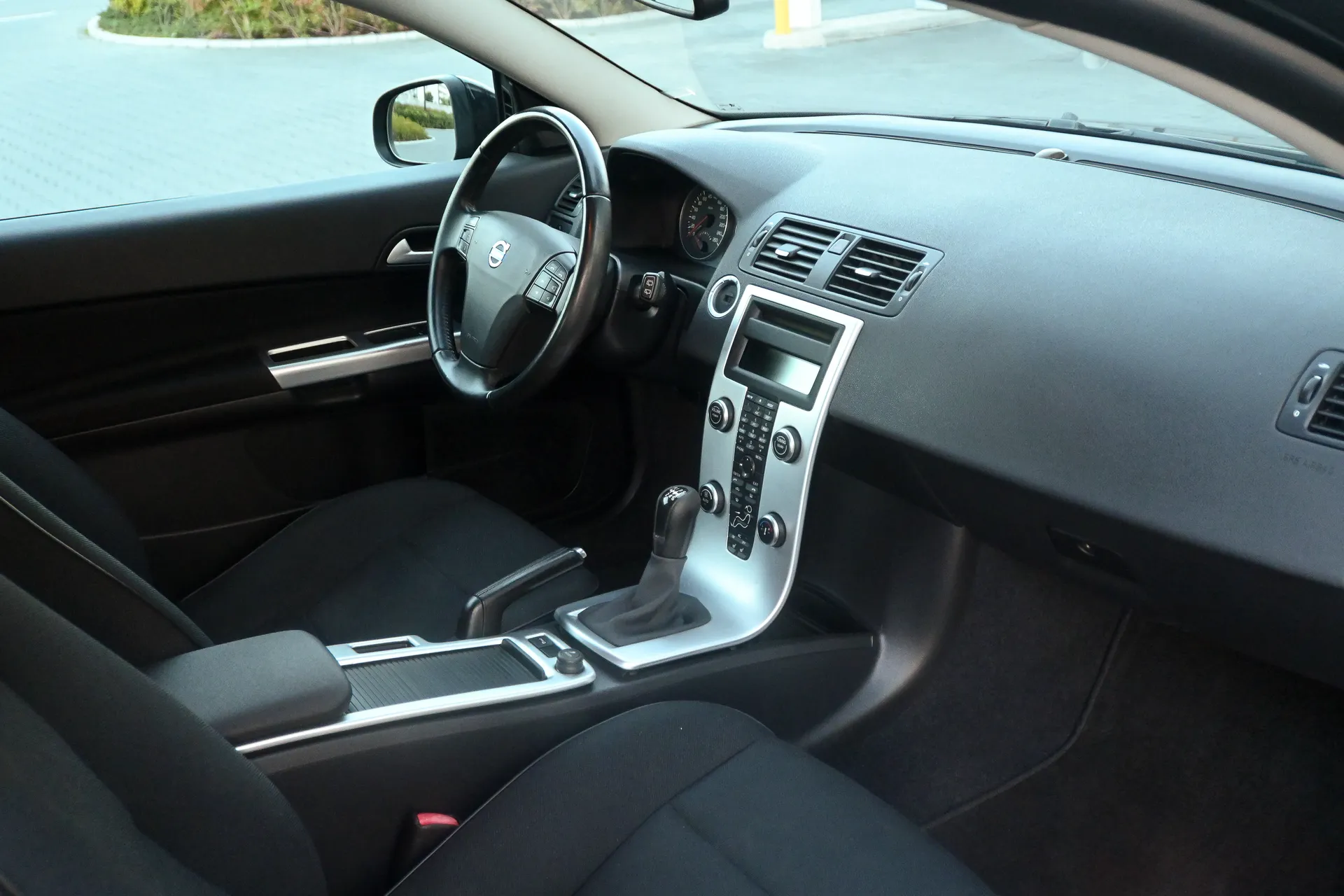 Volvo C30 D2 1.6D 115KM 2011 na sprzedaż - galeria zdjęć, zdjęcie 24 | AUTOTOJA Kraków