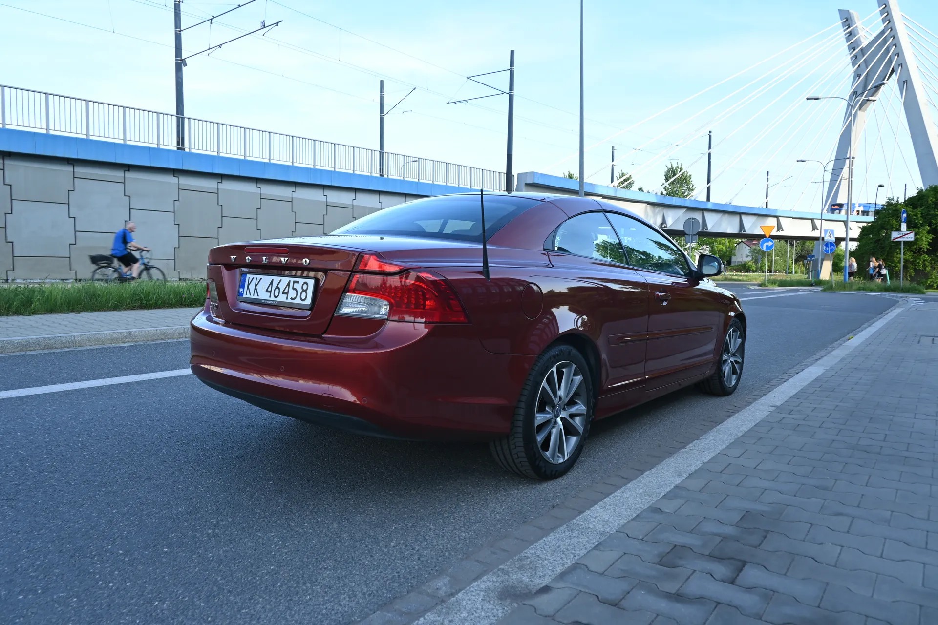 Volvo C70 2,0 D Momentum, Coupé/Cabrio 2010 na sprzedaż - galeria zdjęć, zdjęcie 9 | AUTOTOJA Kraków