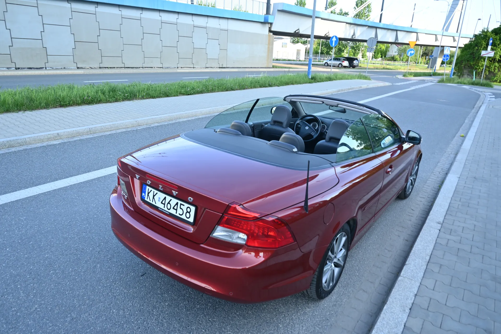 Volvo C70 2,0 D Momentum, Coupé/Cabrio 2010 na sprzedaż - galeria zdjęć, zdjęcie 16 | AUTOTOJA Kraków