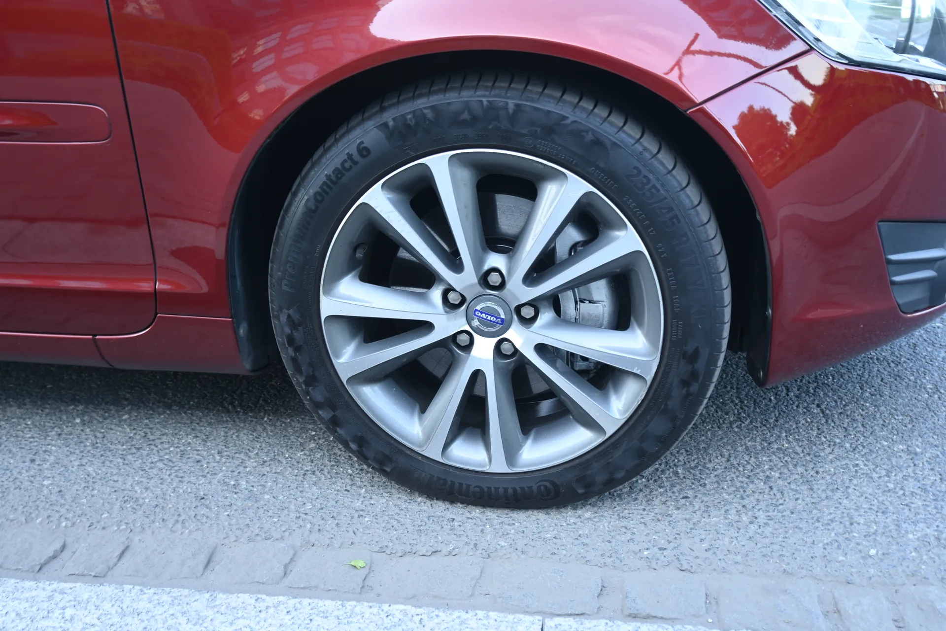 Volvo C70 2,0 D Momentum, Coupé/Cabrio 2010 na sprzedaż - galeria zdjęć, zdjęcie 30 | AUTOTOJA Kraków