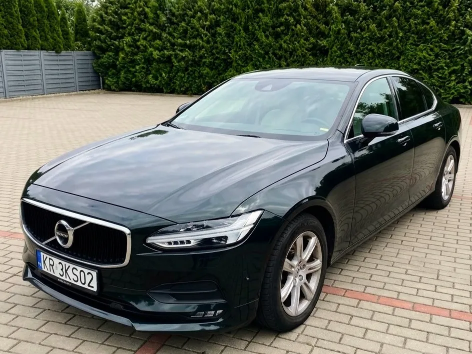 VOLVO  S90 D4