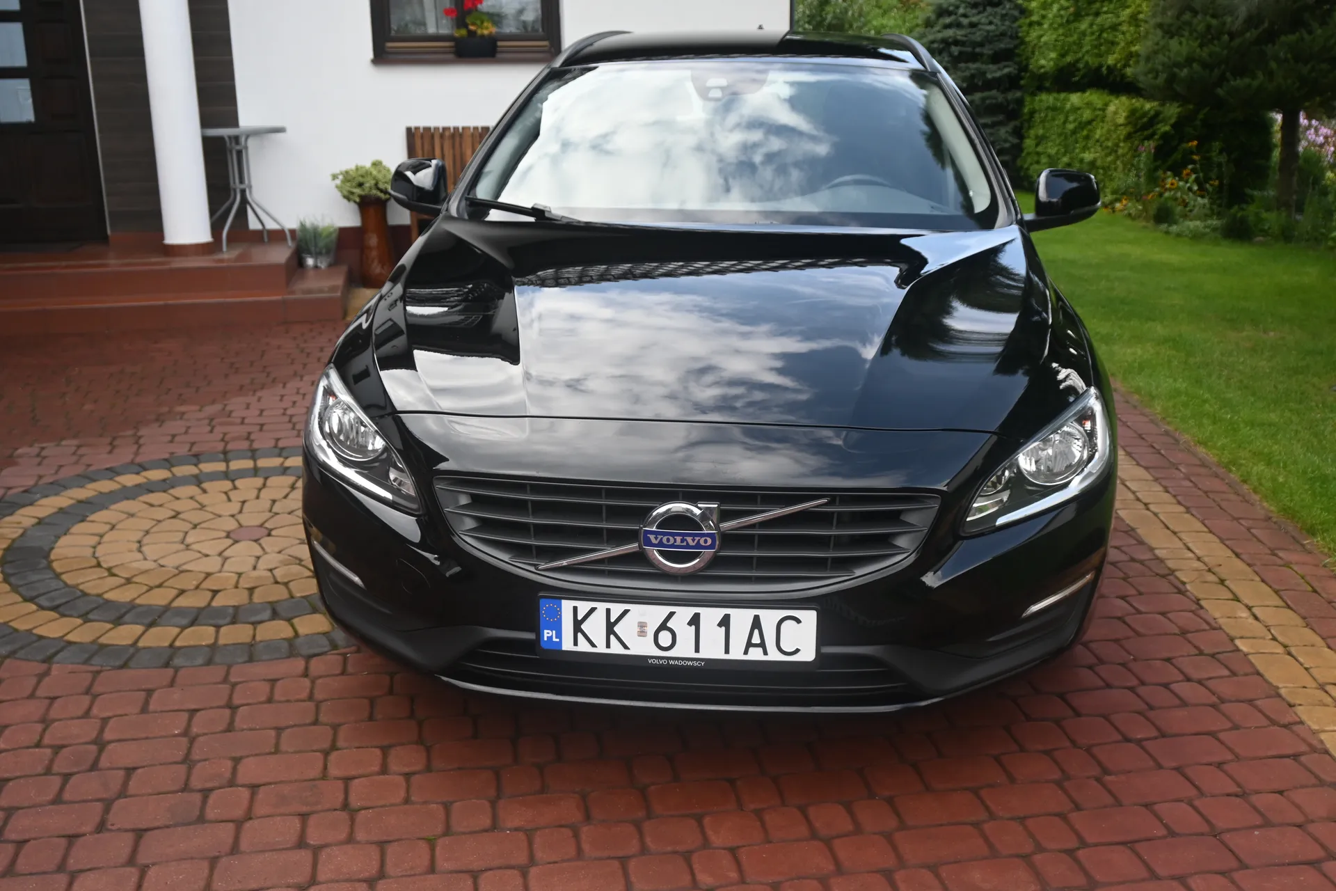 Volvo  V60 2.0 D2 Kinetic Automat 2016 na sprzedaż - galeria zdjęć, zdjęcie 9 | AUTOTOJA Kraków