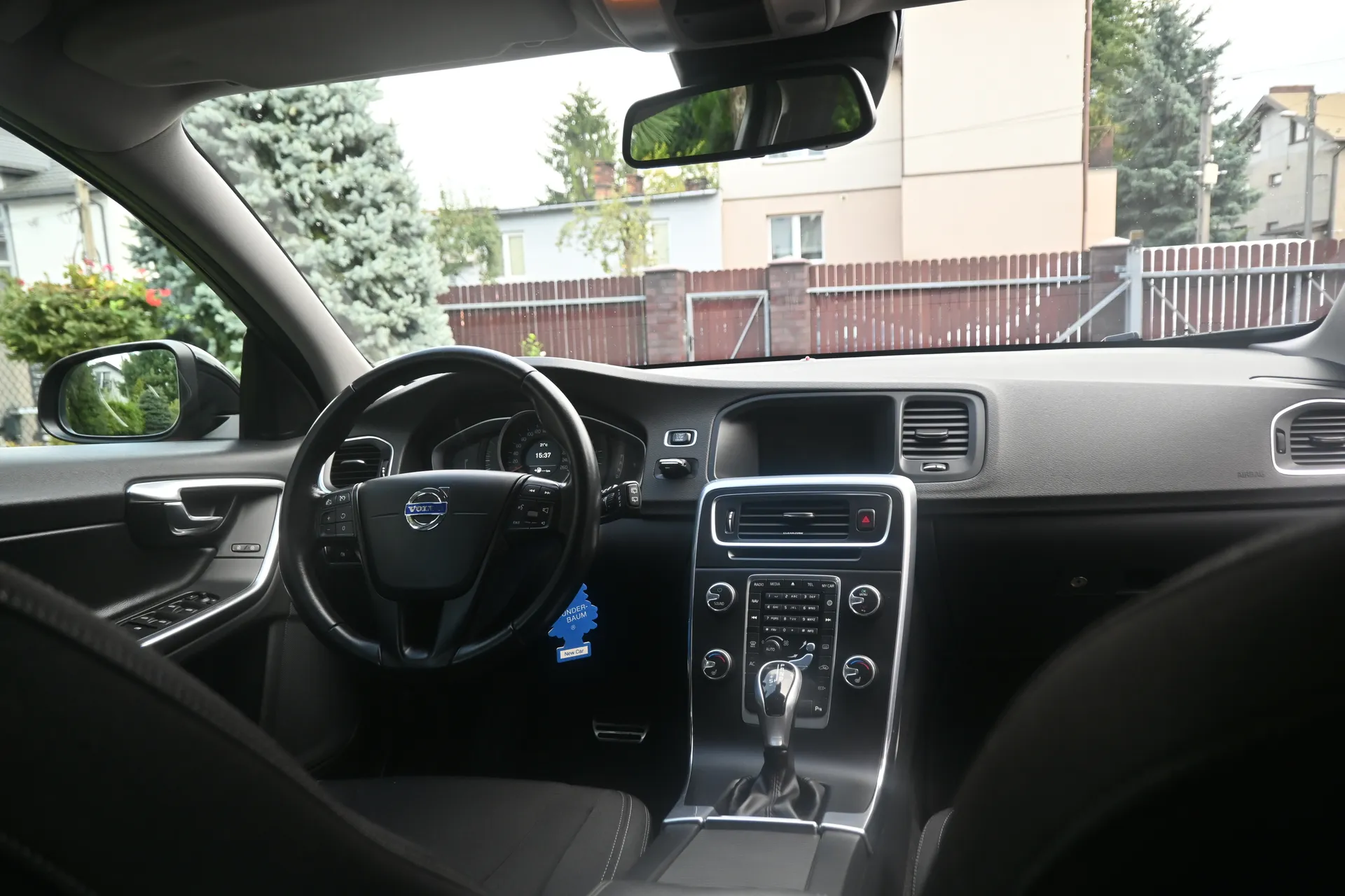 Volvo  V60 2.0 D2 Kinetic Automat 2016 na sprzedaż - galeria zdjęć, zdjęcie 29 | AUTOTOJA Kraków