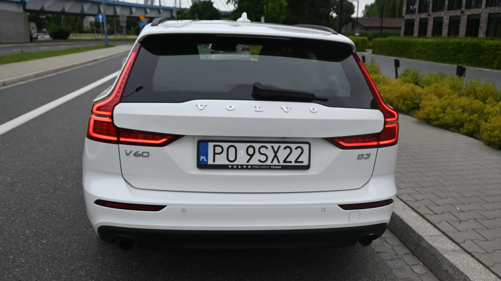 Volvo V60 - zdjęcie 15 | AUTOTOJA.PL