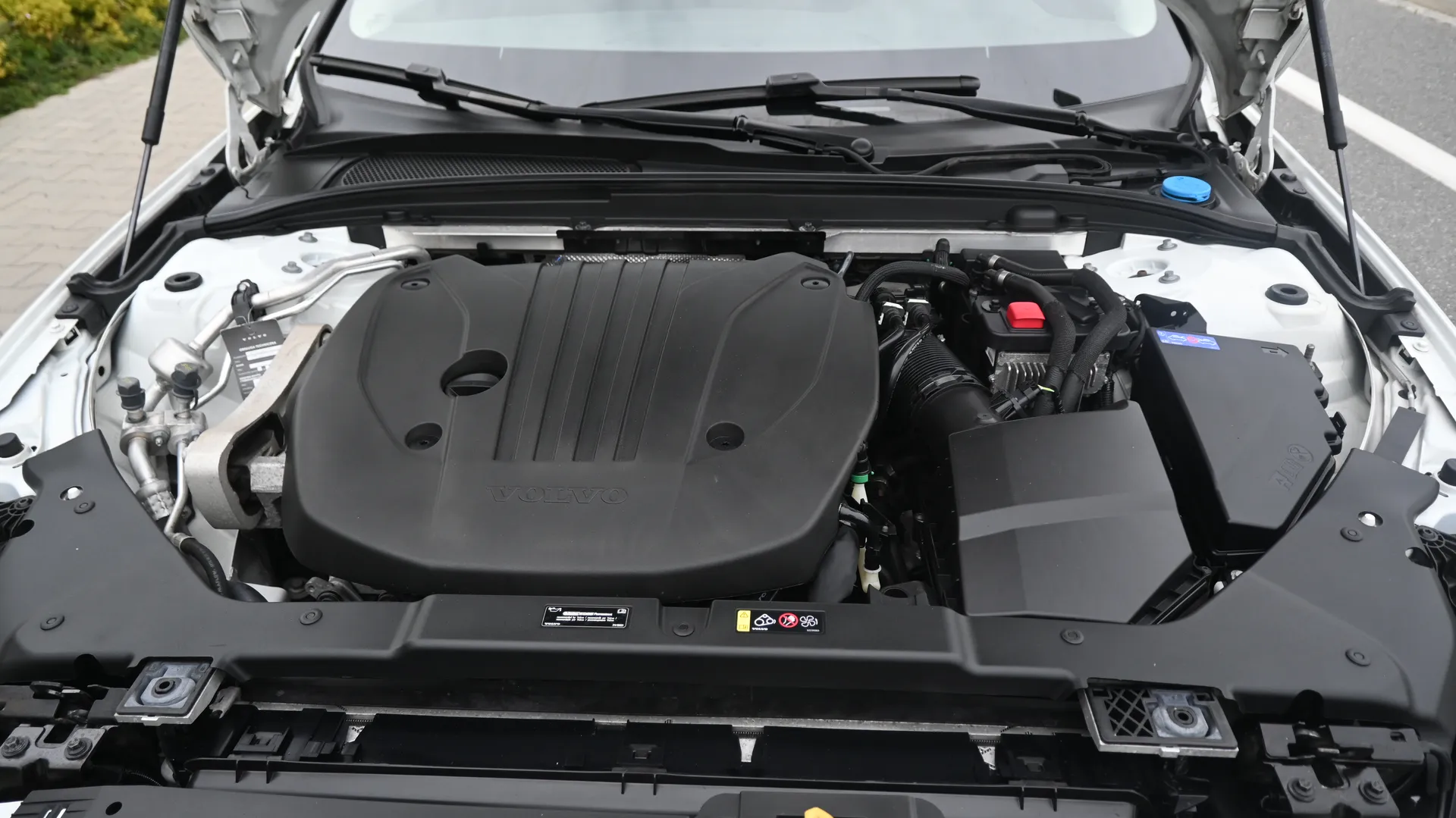 Volvo V60 - zdjęcie 24 | AUTOTOJA.PL