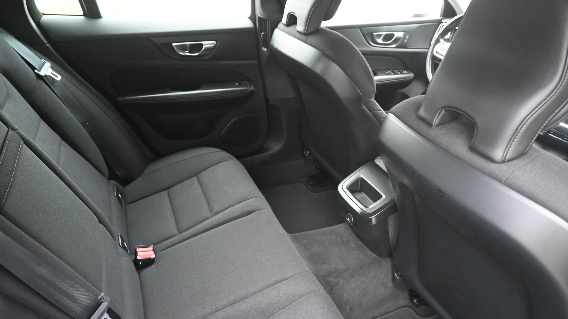 Volvo V60 - zdjęcie 39 | AUTOTOJA.PL