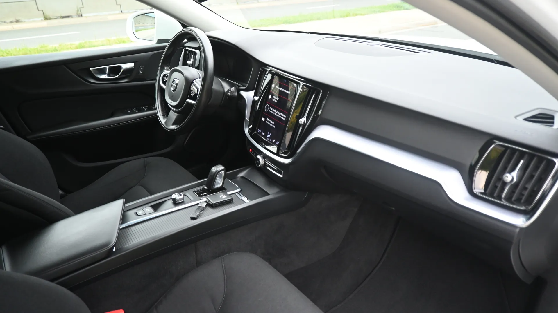 Volvo V60 - zdjęcie 25 | AUTOTOJA.PL