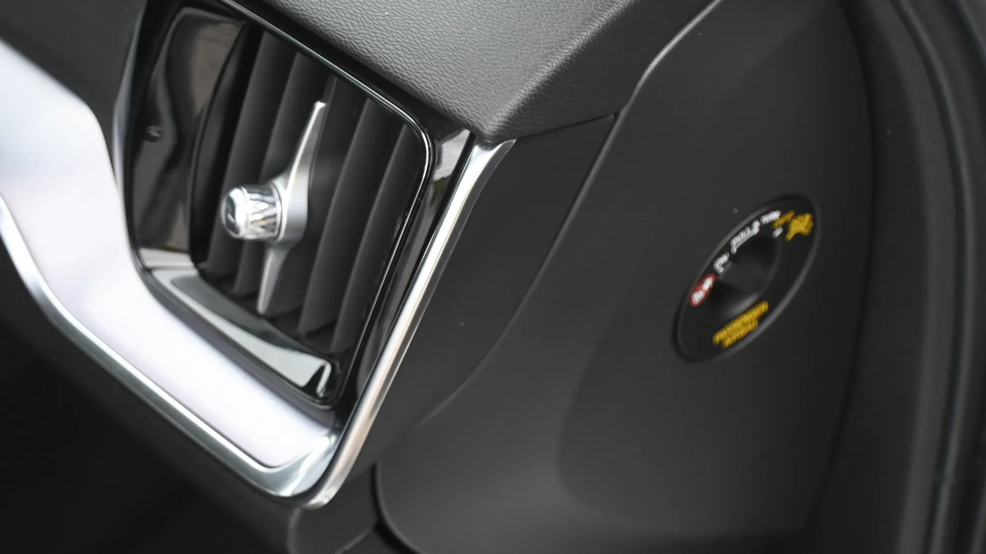 Volvo V60 - zdjęcie 36 | AUTOTOJA.PL