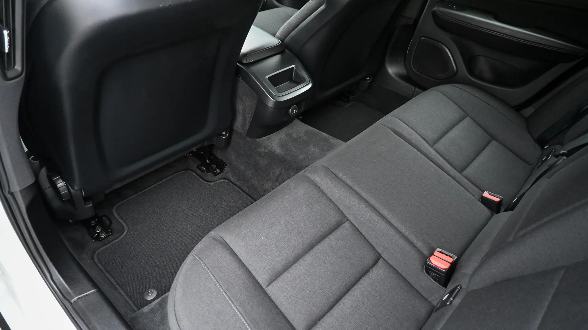 Volvo V60 B3 Momentum MildHybrid - Salon PL 2021 Biały - zdjęcie 38 | AUTOTOJA.PL