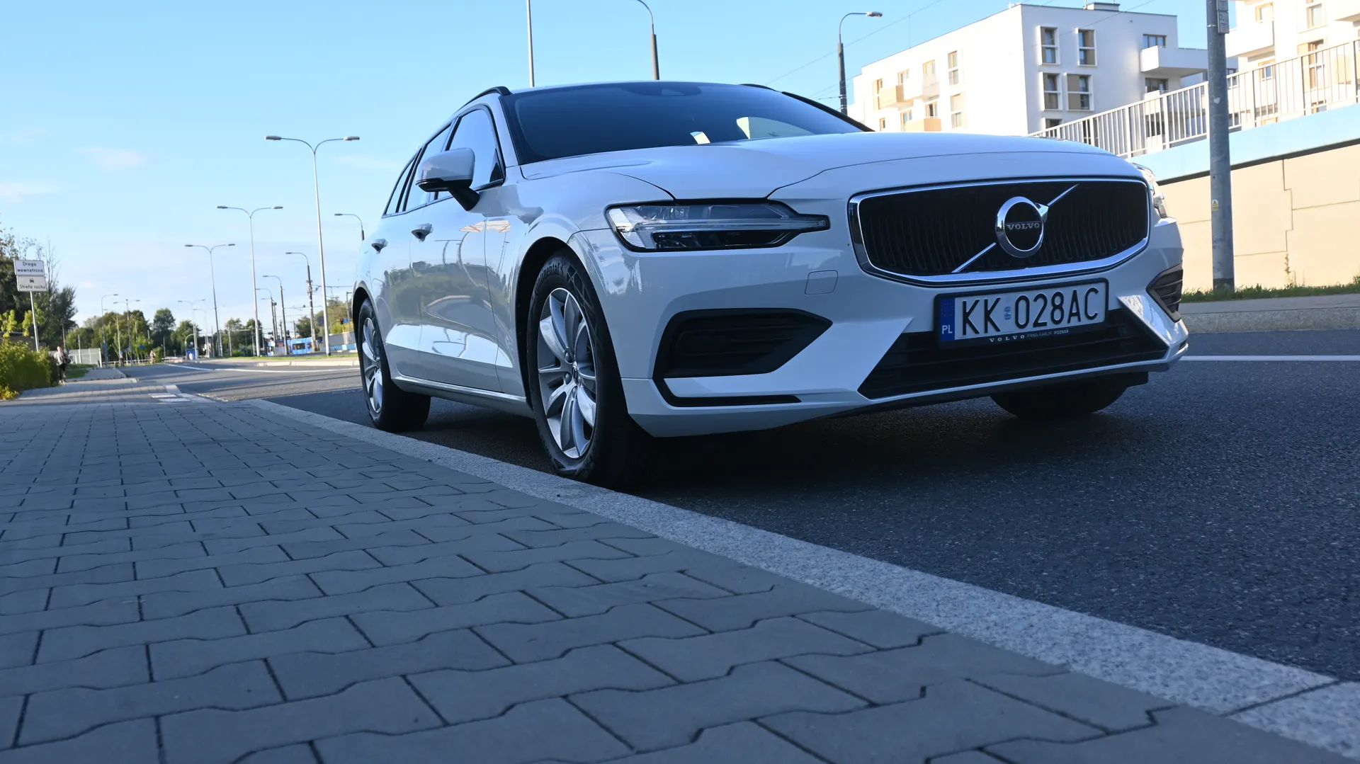 Volvo V60 B3 Momentum MildHybrid - Salon PL 2021 na sprzedaż - galeria zdjęć, zdjęcie 15 | AUTOTOJA Kraków