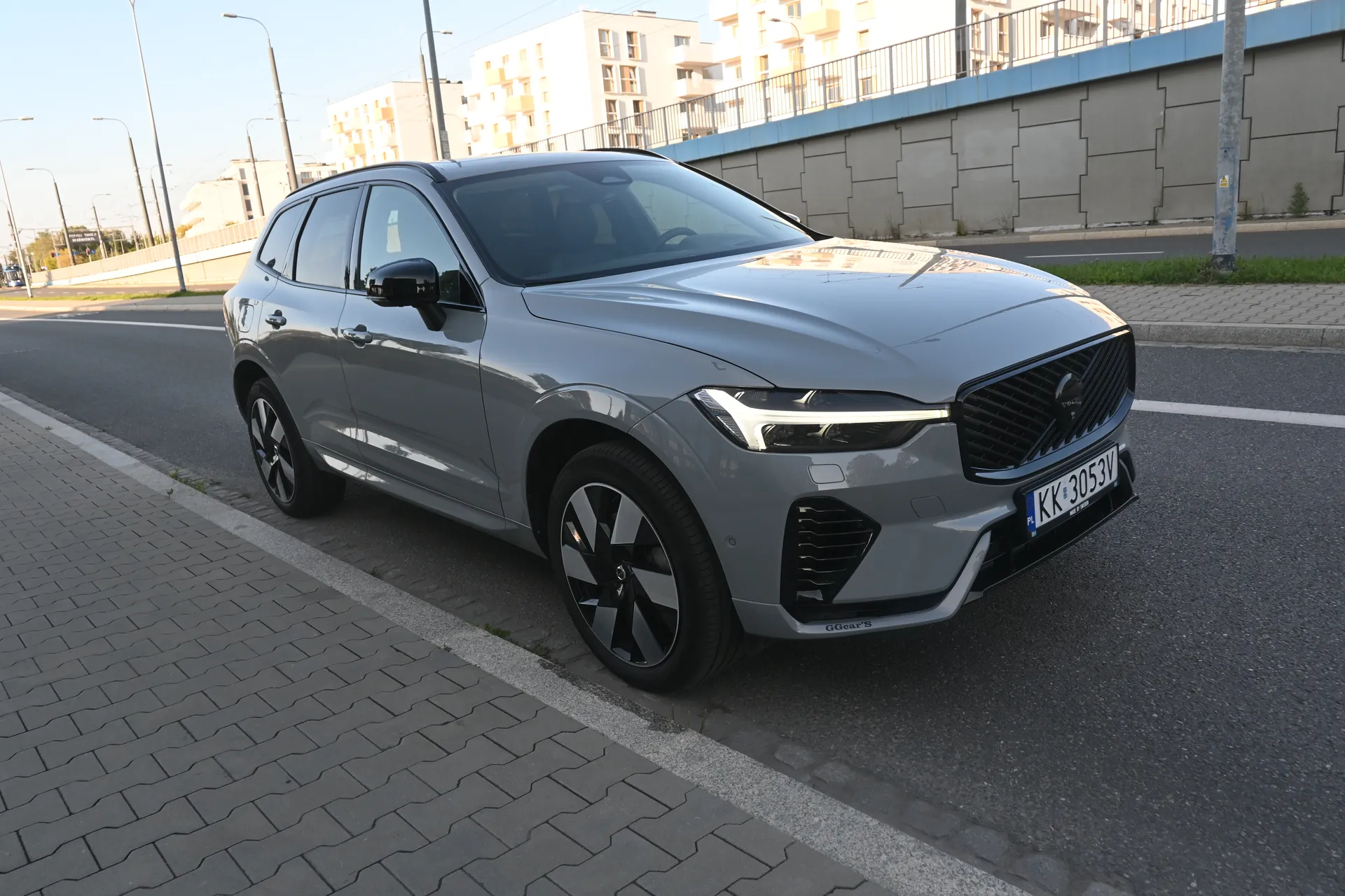 Volvo Xc60  T6 AWD Recherge  2023 na sprzedaż - widok z przodu · Salon Kraków AUTOTOJA.PL