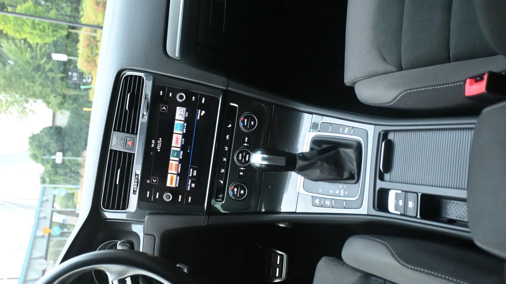 VW Golf VII Alltrack 2.0 TDI DSG 4Motion 2019 na sprzedaż - galeria zdjęć, zdjęcie 35 | AUTOTOJA Kraków