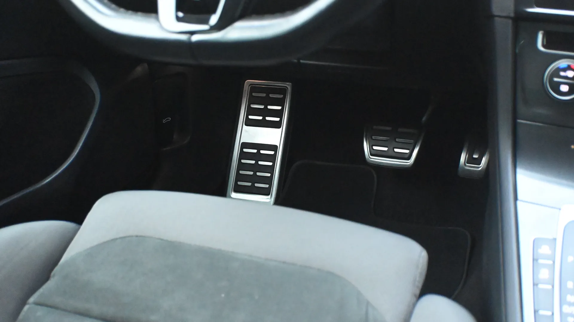 VW Golf VII Alltrack 2.0 TDI DSG 4Motion 2019 na sprzedaż - galeria zdjęć, zdjęcie 38 | AUTOTOJA Kraków