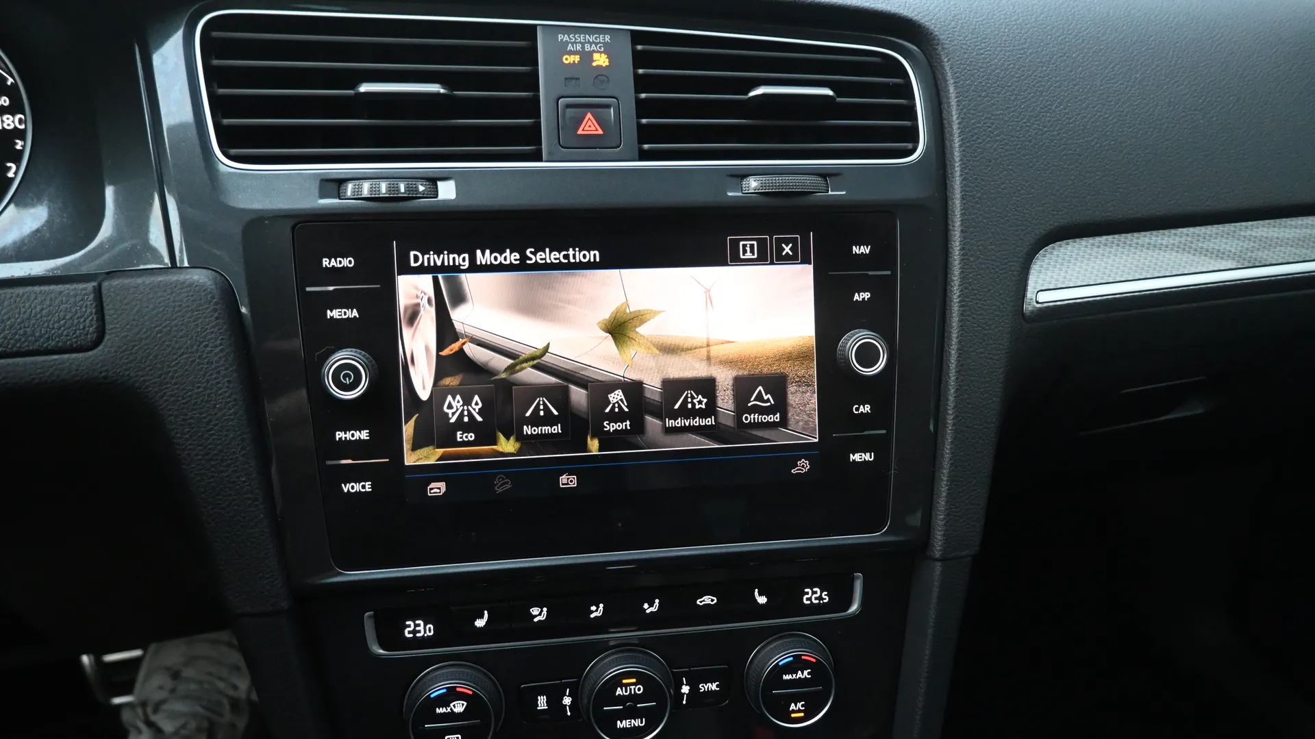 VW Golf VII Alltrack 2.0 TDI DSG 4Motion 2019 na sprzedaż - galeria zdjęć, zdjęcie 54 | AUTOTOJA Kraków
